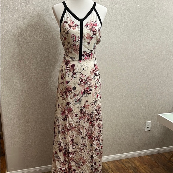 Chelsea 28 Long Floral Maxi Dress with Black Trim - Picture 2 of 5